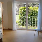Monteurswohnung Tim Apartamento *